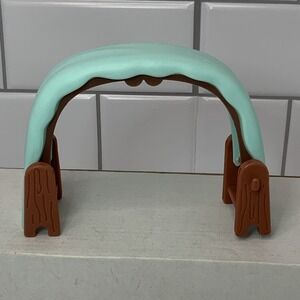 Bluey Family & Friends Action Figure Accessories School Blue Tent Cozy Cove Arch